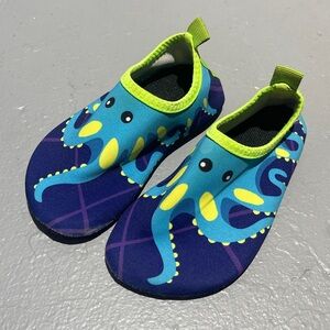 Kids Octopus Water Shoes - Blue and Green